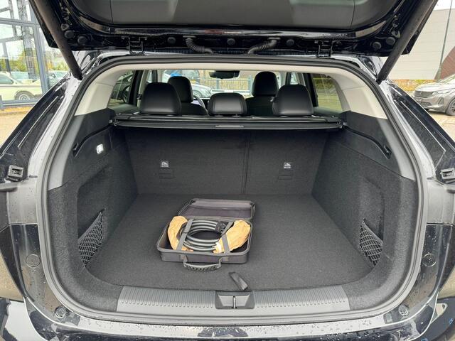 MG EHS 1.5 TGDI Luxury 13KM! NIEUWE AUTO| 360 CAMERA| ELEK. ACHTERKLEP| 7 JAAR MG GARANTIE| APPLE CARPLAY| ANDROID AUTO| STOELVERWARMING| FULL LED|