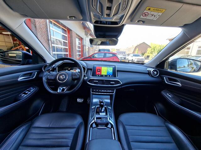 MG EHS 1.5 TGDI Luxury, leer, schuifdak