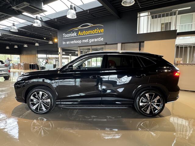 MG MG HS PHEV 1.5 Luxury Navigatie Volleder interieur 19 LMV treeplanken volledig nieuwe auto