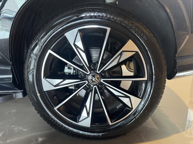 MG MG HS PHEV 1.5 Luxury Navigatie Volleder interieur 19 LMV treeplanken volledig nieuwe auto