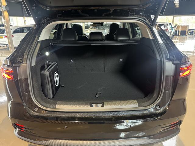 MG MG HS PHEV 1.5 Luxury Navigatie Volleder interieur 19 LMV treeplanken volledig nieuwe auto