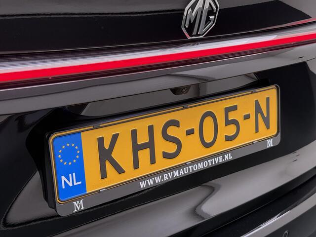 MG MG HS PHEV 1.5 Luxury PLUG-IN HYBRIDE | 272 PK | NIEUWE AUTO | >1.000 KM TOTAAL BEREIK | 1E REGISTRATIE 03-2026 | 360° CAMERA | ELEKTRISCHE ACHTERKLEP | 7 JAAR MG GARANTIE T/M 2033 | APPLE CARPLAY | ANDROID AUTO | STOELVERWARMING | FULL LED | ELEKTRISCHE STOELEN