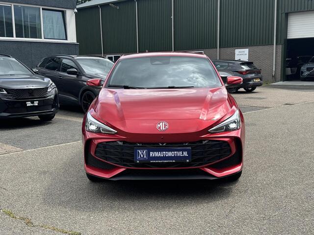 MG MG3 Hybrid+ 1.5 Hybrid+ Luxury 7 JAAR MG FABRIEKS GARANTIE TM 02-2032 | STOEL + STUURVERWARMING | 360 CAMERA | ADAP. CRUISE | DODE HOEK | KEYLESS | APPLE CARPLAY |