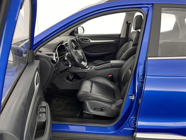 MG ZS MG EV Luxury 45 kWh (INCL-BTW) *PANO | FULL-LEATHER | CCS-FASTLOADER | KEYLESS | NAVI-FULLMAP | ADAPTIVE-CRUISE | CAMERA | HEATED-SPORT-SEATS | CARPLAY | BLINDSPOT | DAB | LANE-ASSIST | 17"ALU*