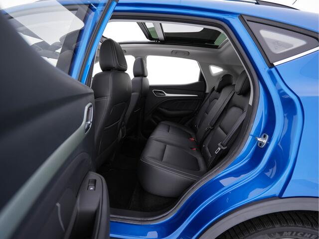 MG ZS EV Luxury 45 kWh (INCL-BTW) Aut. *PANO | LUXURY-LEATHER | CCS-FASTLOADER | KEYLESS | NAVI-FULLMAP | ADAPTIVE-CRUISE | CAMERA | HEATED-SPORTSEATS | CARPLAY | BLINDSPOT | DAB | LANE-ASSIST | PRIVACY-GLASS | 17"