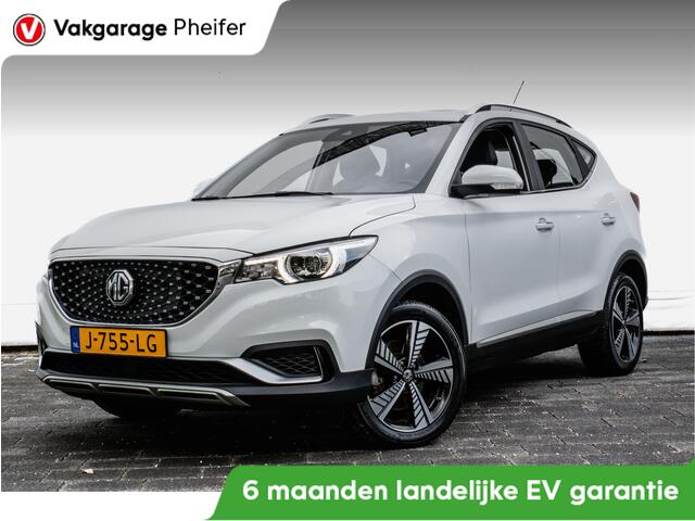MG ZS MG EV Luxury 45 kWh Panoramadak/ Leer/ Stoelverwarming/ Adapt. cruise/ Camera/ Carplay