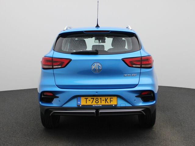 MG ZS EV Long Range Comfort 70 kWh | Camera | Adaptieve Cruise Control | PDC Achter | Stoelverwarming | 3-Fase Onboard-lader | LED-Verlichting | Keyless | 17" LMV | Full-Map Navigatie | Apple Carplay & Android Auto