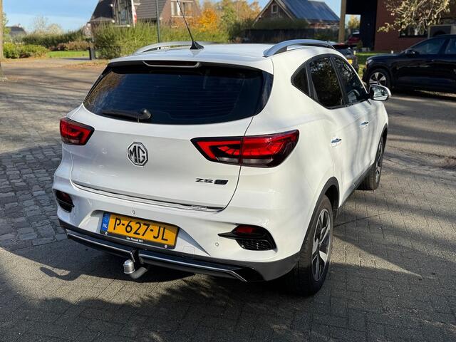 MG ZS EV Comfort 50 kWh ecc,lmv,navi,trekhaak