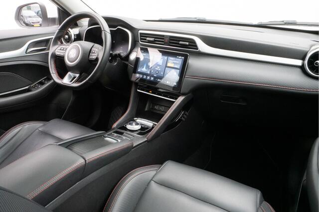 MG ZS MG EV Long Range Luxury 70 kWh SOH 97% Panoramdak/ Leer/ 17" Lmv/ Stoelverwarming/ Adapt. cruise/ Camera/ Carplay