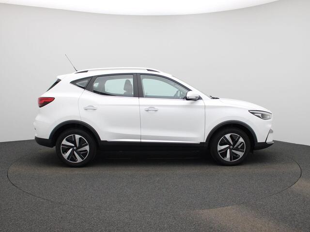 MG ZS EV Long Range Comfort 70 kWh | Navigatie | Parkeersensoren & Camera | Keyless entry | Climate & Cruise control | Apple Carplay/Android Auto