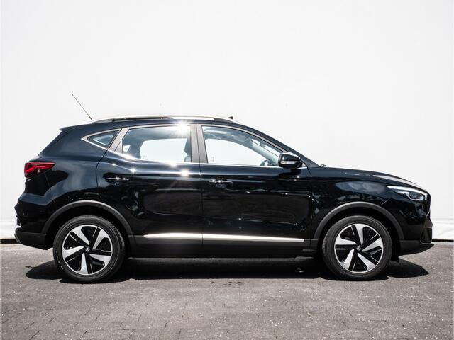 MG ZS EV Long Range Luxury 70 kWh SOH 97% Trekhaak/ Panoramadak/ 360 Camera/ Blindspot/ Leer/ Stoelverwarming/ Carplay