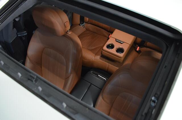 Maserati GHIBLI S GranLusso 3.0 V6 411 pk