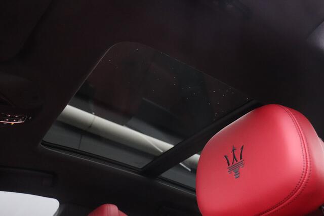 Maserati Levante 3.0 V6 S AWD GranLusso | MEMORY | LEDER | HARMAN & KARDON | 360° CAMERA | STOELVERWARMING | PANO | NAVI | DEALER ONDERHOUDEN! |