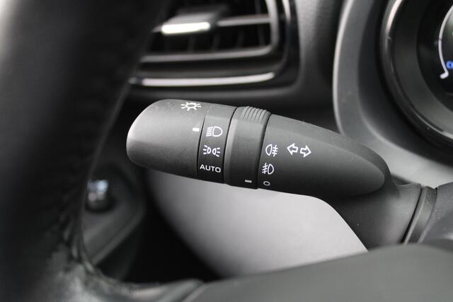 Mazda 2 Hybrid 1.5 Agile | Comfort pakket | Airco | 15" LM | Apple carplay / Android auto |