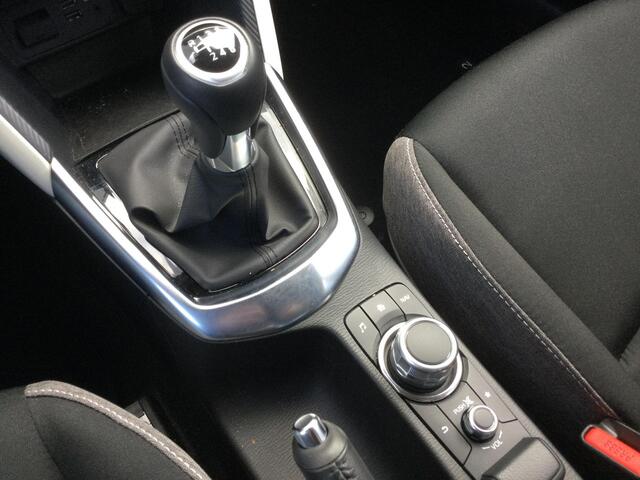 Mazda 2 1.5 e-SkyActiv-G 90 Exclusive-Line | Camera | Apple carplay | CruiseControl |