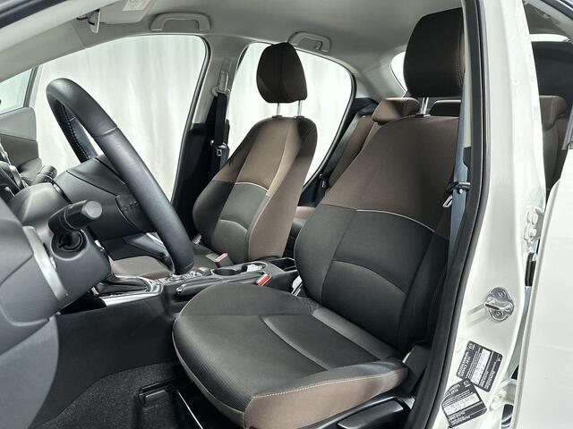 Mazda 2 1.5 Skyactiv-G Luxury Automaat | LED | NAVI