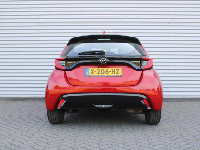 Mazda 2 Hybrid 1.5 Agile | Comfort pakket | CarPlay | Camera | Stuur-/stoelverwarming | Cruise adapt. | 15" LM |