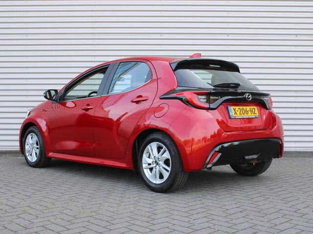 Mazda 2 Hybrid 1.5 Agile | Comfort pakket | CarPlay | Camera | Stuur-/stoelverwarming | Cruise adapt. | 15" LM |