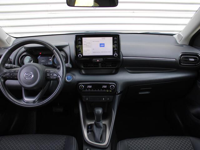 Mazda 2 Hybrid 1.5 Agile | Comfort pakket | CarPlay | Camera | Stuur-/stoelverwarming | Cruise adapt. | 15" LM |