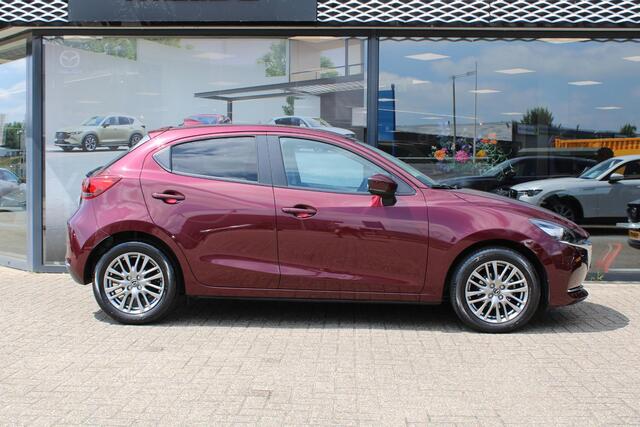 Mazda 2 1.5 Skyactiv-G Luxury , Navi, Apple Carplay, Clima, Cruise, PDC, LMV 16 Inch, Stuur/Stoelverwarming, LKA