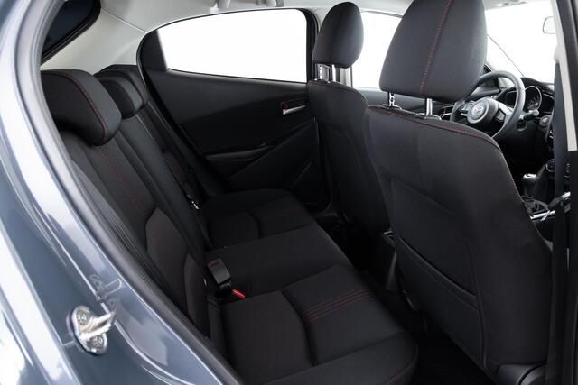 Mazda 2 1.5 e-SkyActiv-G 90 Homura | APPLE CARPLAY | DODEHOEK DETECTIE | 16 INCH LM | STOELVERWARMING | AIRCO AUTOMATISCH | DEMO | * 6 JAAR FABRIEKSGARANTIE |