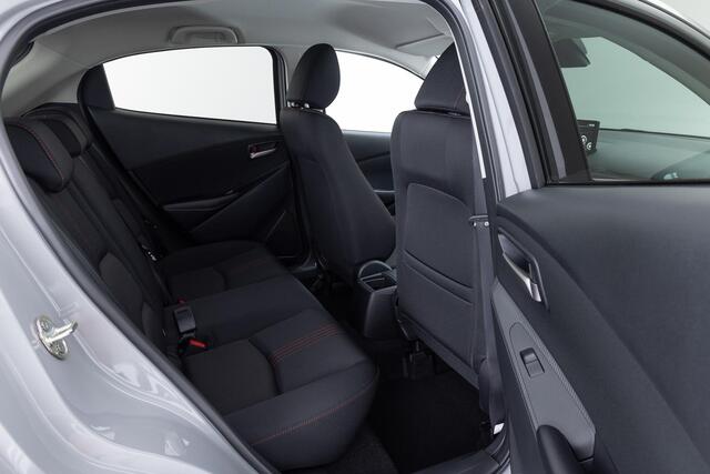 Mazda 2 1.5 e-SkyActiv-G 90 Homura | APPLE CARPLAY | PARKEERSENSOREN | ACHTERUITRIJCAMERA | DODEHOEK DETECTIE | CRUISE CONTROL | NED AUTO | * 6 JAAR FABRIEKSGARANTIE |