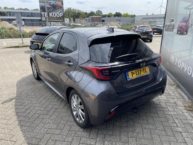 Mazda 2 Hybrid 1.5 Select , Automaat, Trekhaak, Panoramadak, Half Leder, HUD, PDC, Camera, Apple Carplay, Clima, Stoelverwarming, Stuurverwarming, Adap. Cruise