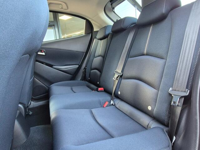 Mazda 2 SKYACTIV-G 90 LUXURY / Carplay