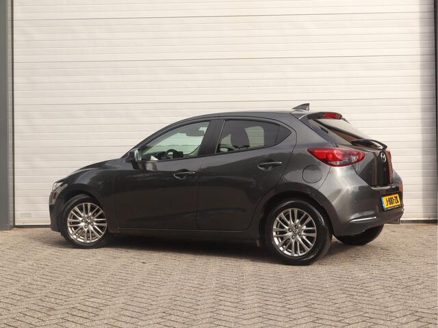 Mazda 2 1.5 Skyactiv-G Luxury KEYLESS | STUUR/STUURVERWARMING | CAM | CRUISE | LAGE KM-STAND