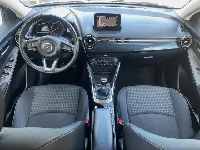 Mazda 2 1.5 Skyactiv-G Dynamic+ | Navi | All Season banden | Parkeersensoren |