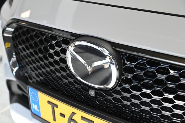 Mazda 2 e-SkyActiv-G 90 6MT Homura Aka met DA pack *Trekhaak* *Dealeronderhouden*