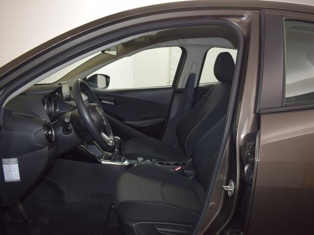 Mazda 2 1.5 Dynamic NAVI LMV PDC