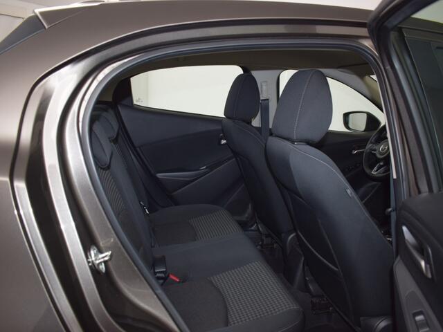 Mazda 2 1.5 Dynamic NAVI LMV PDC