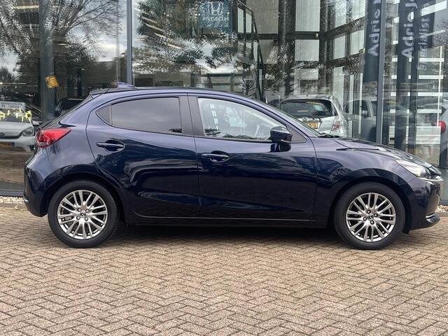 Mazda 2 1.5 Skyactiv-G Luxury | DODEHOEKDETECTIE | PARKEERSENSOREN ACHTER | CARPLAY | STOEL- EN STUURVERWARMING | CLIMATE CONTROL | KEYLESS | RIJSTROOKBEGELEIDING |
