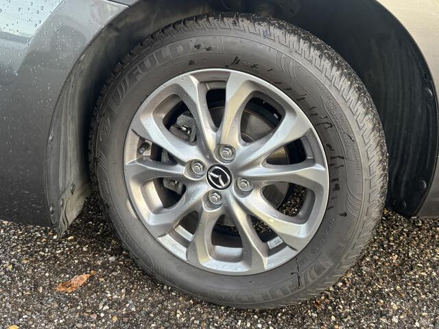 Mazda 2 1.5 Skyactiv-G Comfort // NAVI + CARPLAY // PDC // CRUISE // AIRCO // STOELVERWARMING