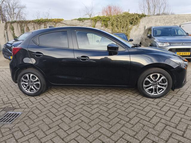 Mazda 2 SkyActiv-G 90 GT-Luxury