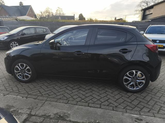 Mazda 2 SkyActiv-G 90 GT-Luxury