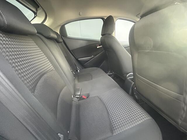 Mazda 2 1.5 Skyactiv-G Sport Selected NAVI CAMERA CRUISE + CLIMATE CONTR