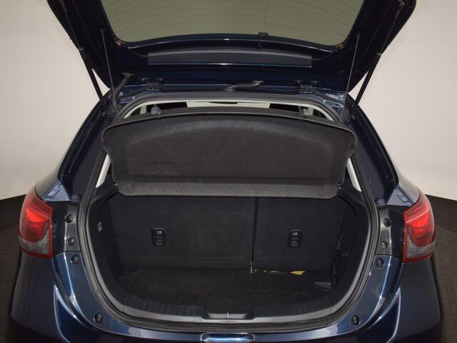 Mazda 2 1.5 Sport Selected NAVI 16" LMV CAMERA