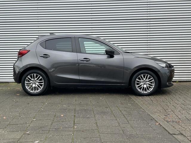 Mazda 2 1.5 Skyactiv-G Luxury | PDC | Navi | Stoel&Stuurverwarming |