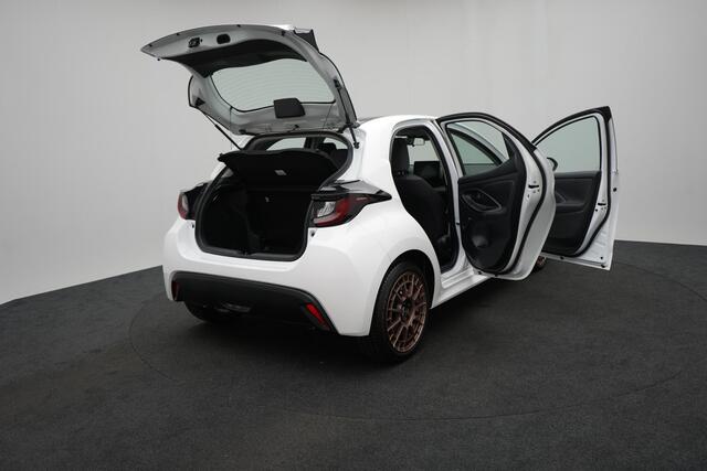 Mazda 2 Hybrid 1.5 Prime-Line automaat met 17 inch lichtmetalen velgen | demo voordeel