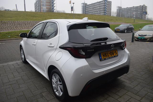 Mazda 2 Hybrid 1.5 Select Camera Stoel/Stuur verwarming Carplay