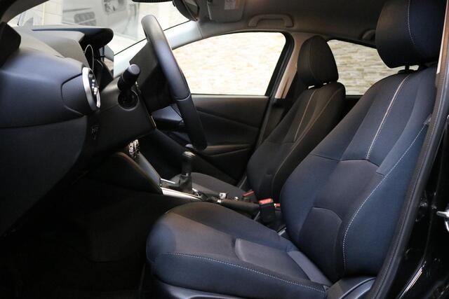 Mazda 2 1.5 Skyactiv-G Luxury | CARPLAY | NAVI | HEADUP | NAP | NL AUTO |