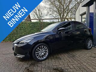 mazda-2-1.5-skyactiv-g-luxury-camer