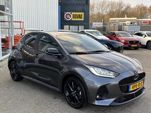 Mazda 2 Hybrid 1.5 Homura Plus NL-Auto, Navigatie, Apple Carplay /Android auto, 17 inch LM Black, Cruise Controle Ad., Panorama dak, A.Rij-Camera, Keyless Entry/Start, Draadloos tel. laden
