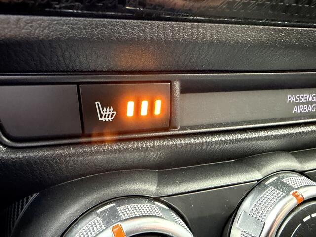 Mazda 2 1.5 Skyactiv-G Navigatie | Stoelverwarming | Cruise | Clima | Parkeersensoren