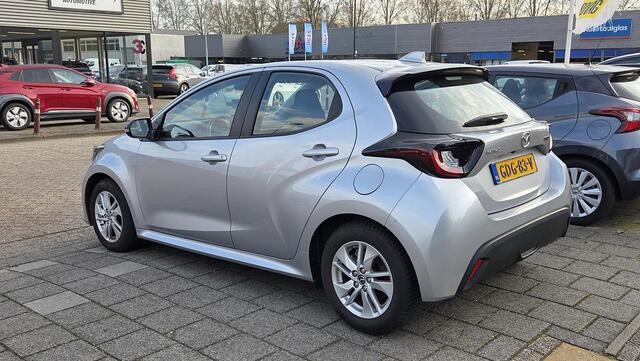 Mazda 2 Hybrid 1.5 Centre-line