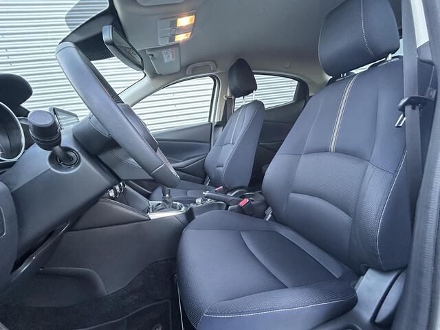 Mazda 2 1.5 Skyactiv-G Style Selected | Carplay | Stoel en stuurverwarming | PDC |