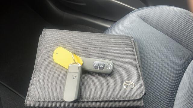 Mazda 2 1.5 Skyact-G Luxury Navi PDC, Stoelverw, cruise