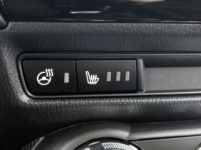 Mazda 2 1.5 e-SkyActiv-G 90 Homura | Carplay | Stuurverwarming | Achteruitrijcamera |